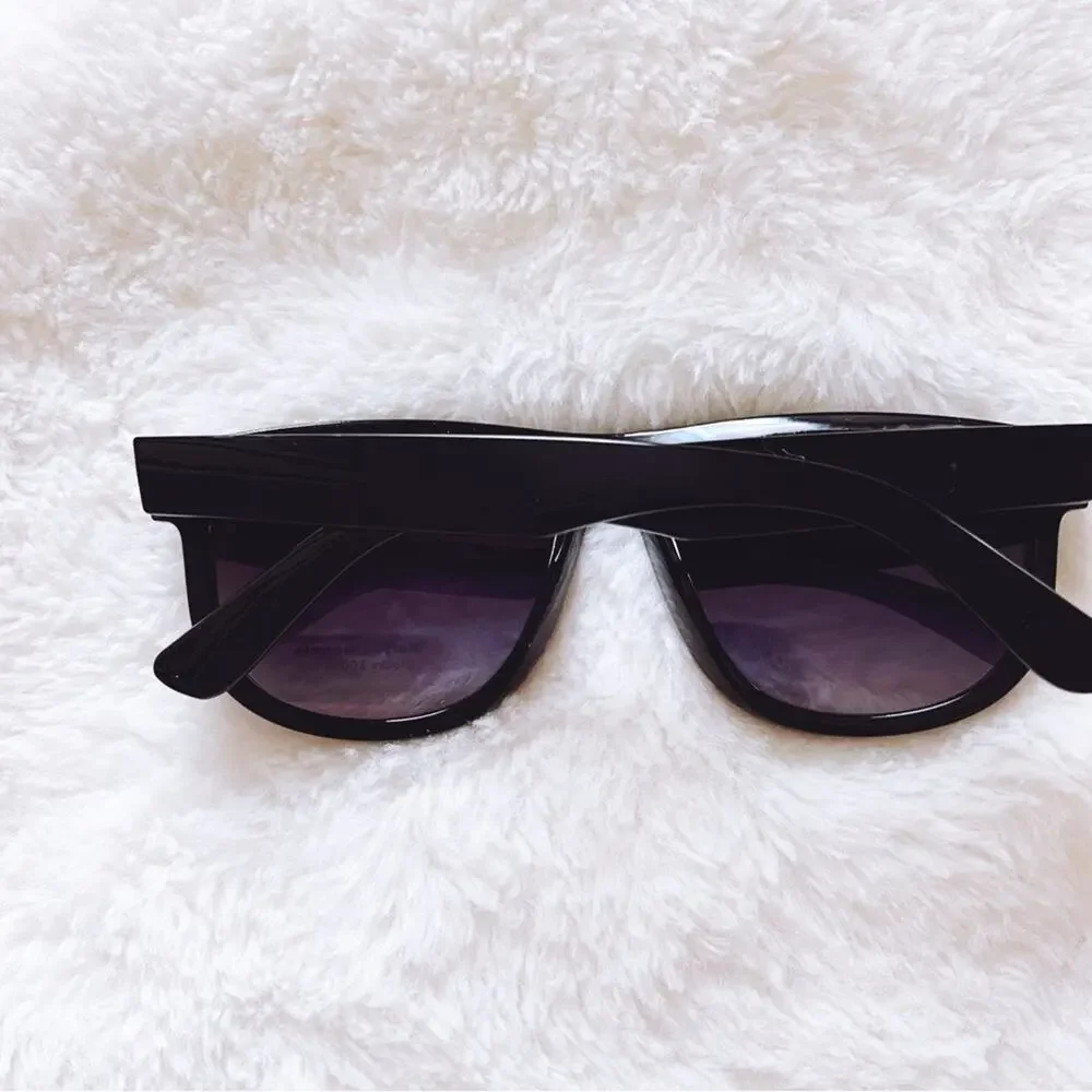 Simon Black & Purple Classic Sunglasses
